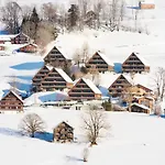 Reka-feriendorf Kompleks wypoczynkowy Wildhaus